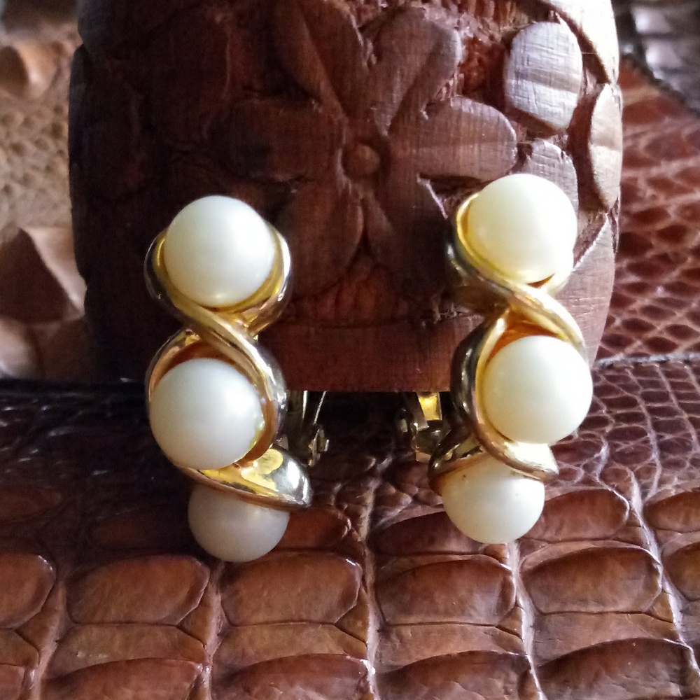 Vintage Clip on Earing's